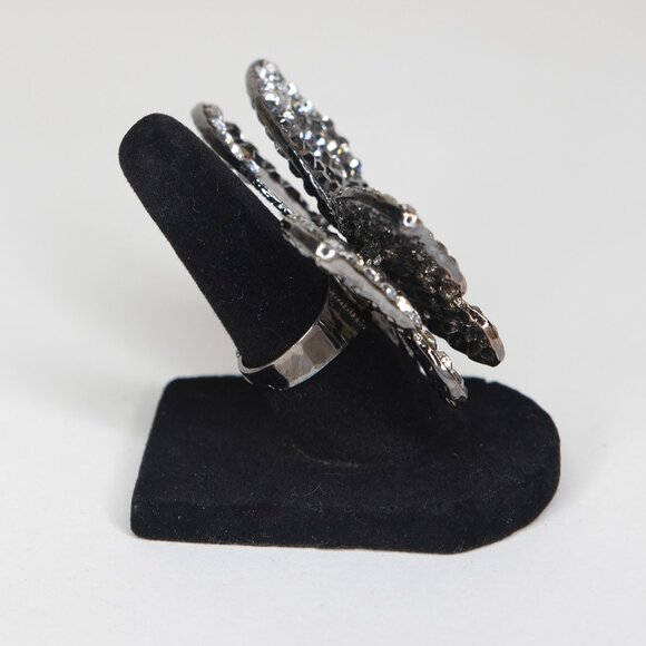 Fashion Rhinestone Butterfly Ring Size 6.25 Adjustable Band - Picture 4 of 16